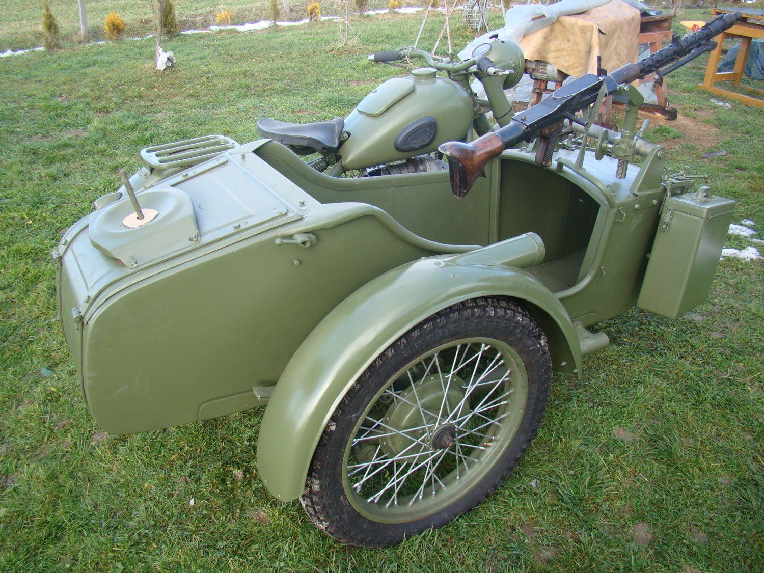 M72 1942